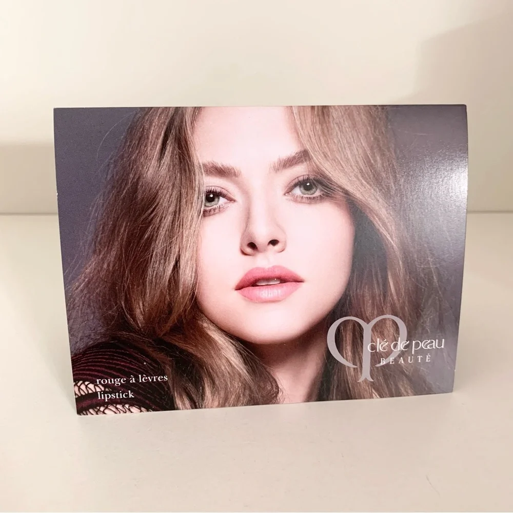 Hold Cle de peau lipstick testing kit